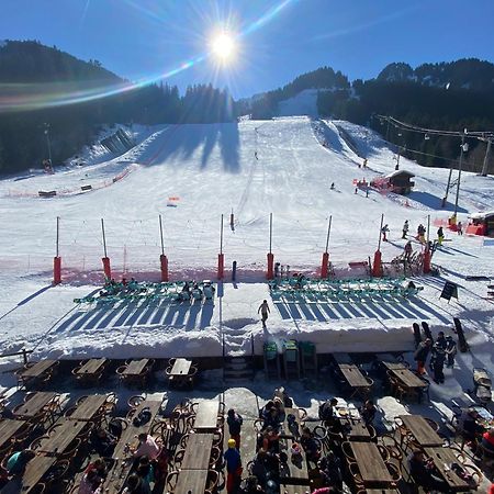 Le Schuss Hotel Chatel Bagian luar foto