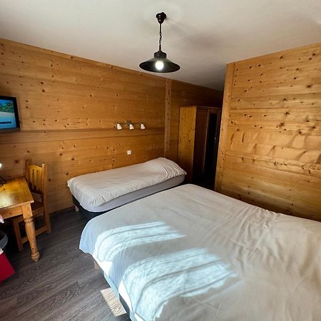 Le Schuss Hotel Chatel Bagian luar foto