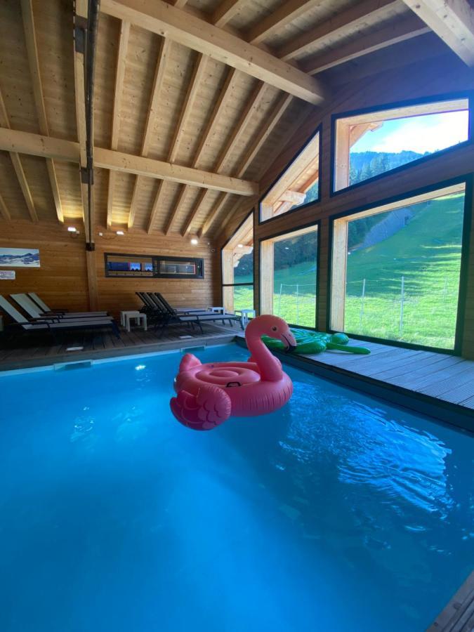 Le Schuss Hotel Chatel Bagian luar foto