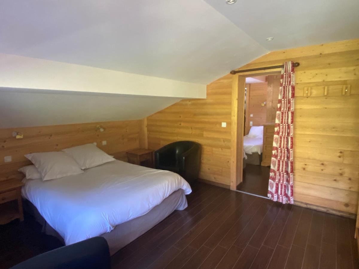 Le Schuss Hotel Chatel Bagian luar foto