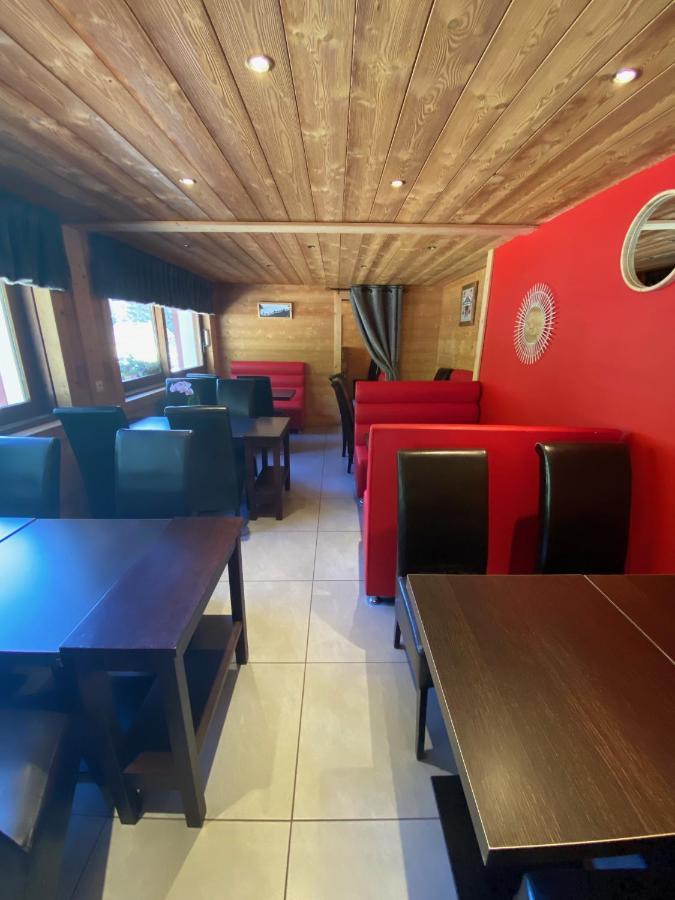Le Schuss Hotel Chatel Bagian luar foto