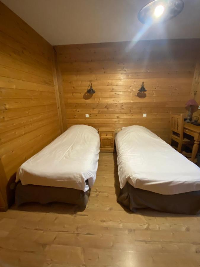 Le Schuss Hotel Chatel Bagian luar foto