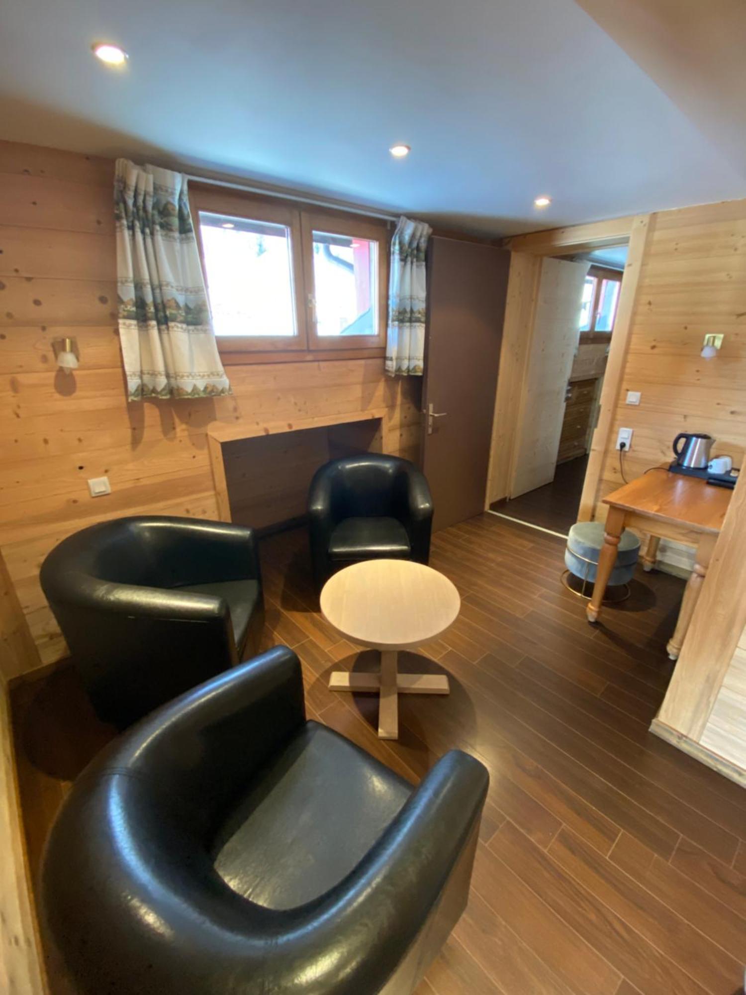 Le Schuss Hotel Chatel Bagian luar foto