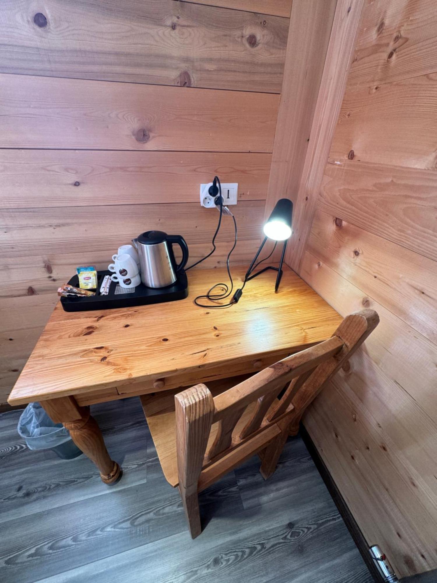 Le Schuss Hotel Chatel Bagian luar foto